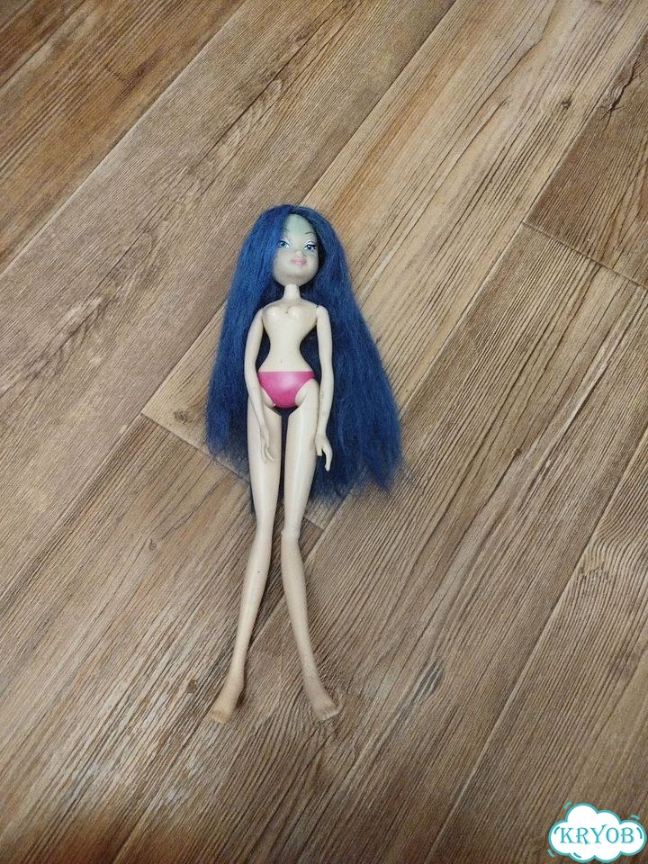 Кукла winx муза оригинальная с дефектами фото 1