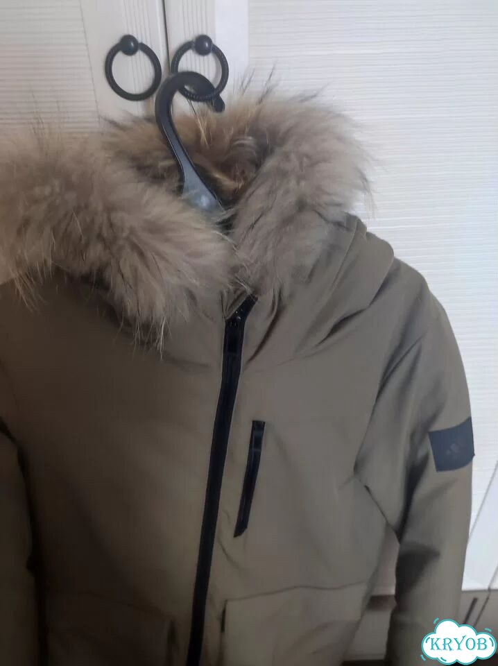 Куртка зимняя Adidas размер 46 фото 4