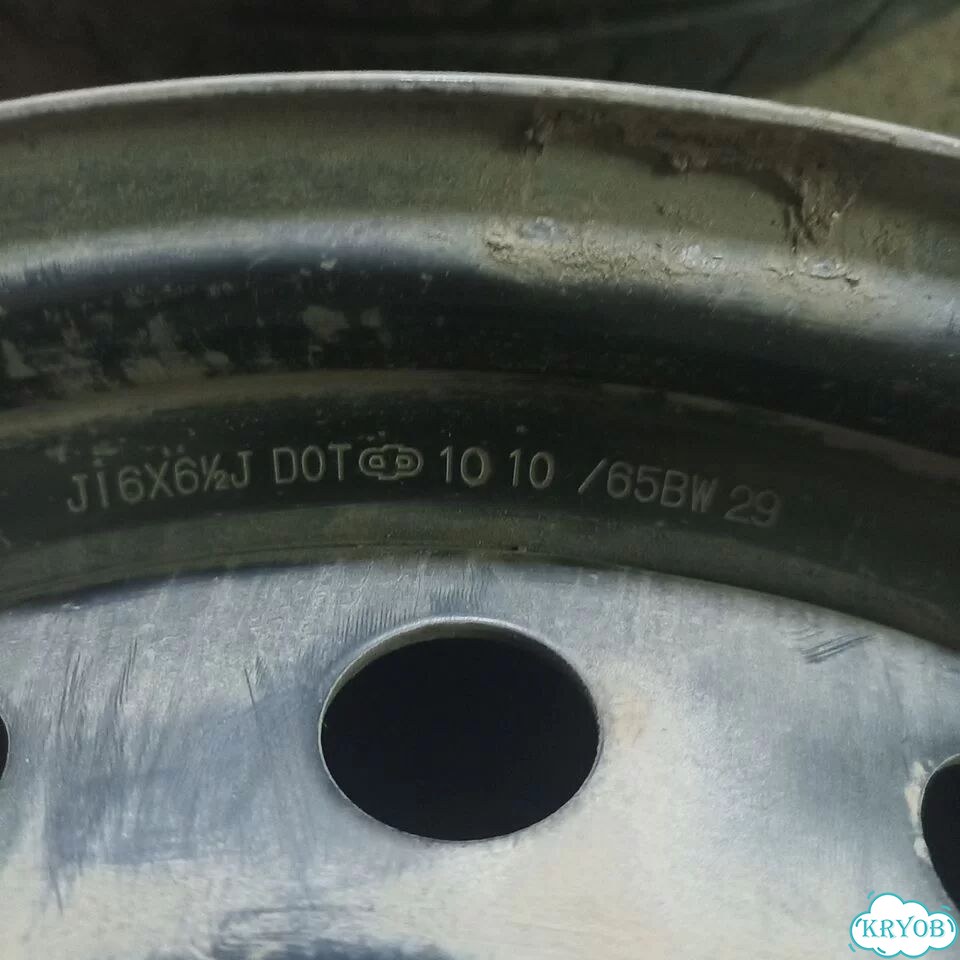 Штампованные диски Toyota 6×R16 5×114.3 фото 4