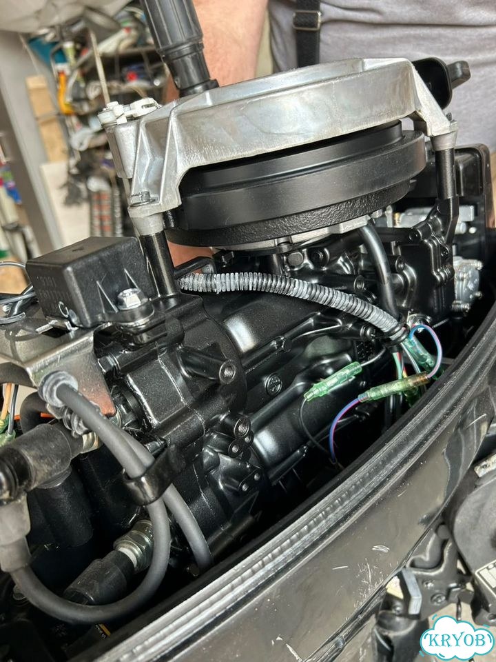 Лодочный мотор Suzuki DT15 фото 2