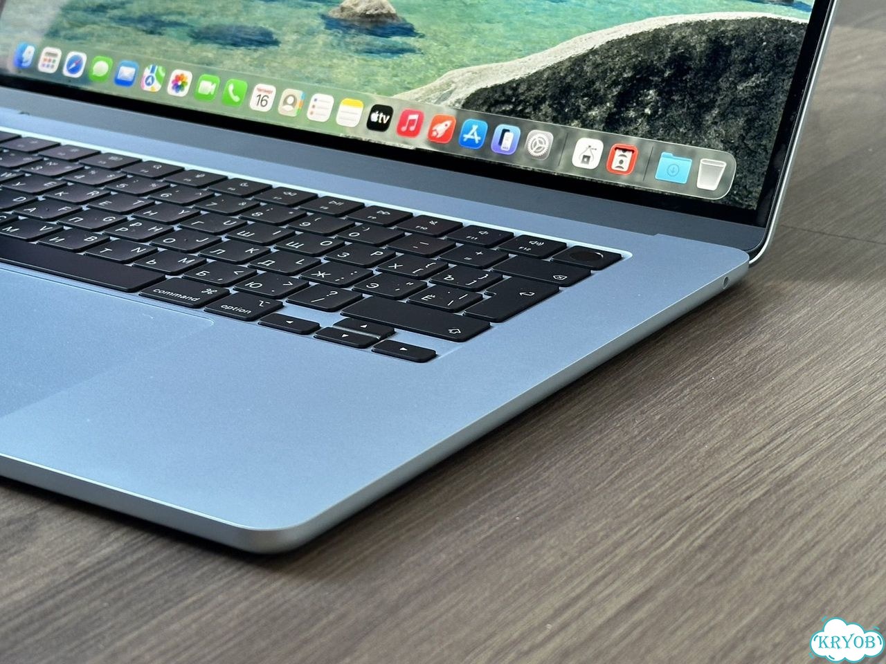 MacBook Air 15 M4 16/256Gb Sky Blue фото 4