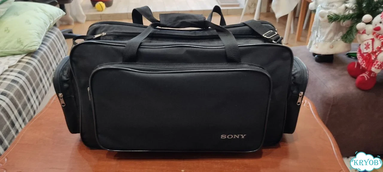 Видеокамера Panasonic AG-UX90 фото 6