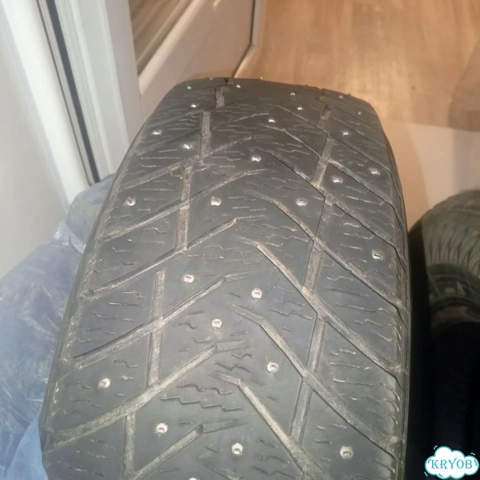Yokohama IceGuard Stud IG65 215/65 R16 фото 3