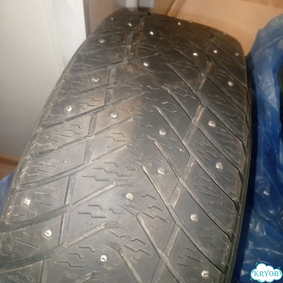 Yokohama IceGuard Stud IG65 215/65 R16 фото 4