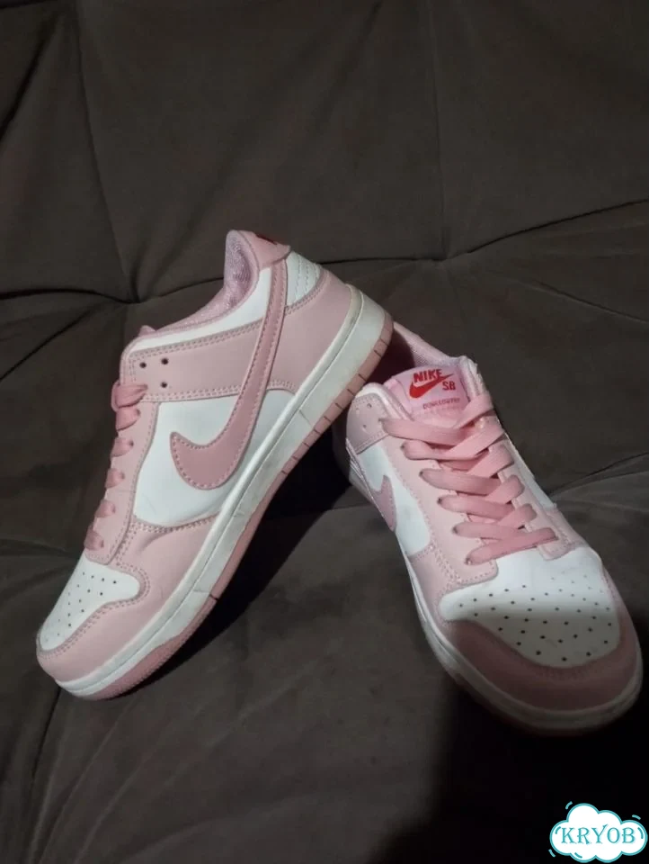 Кроссовки nike женские фото 1