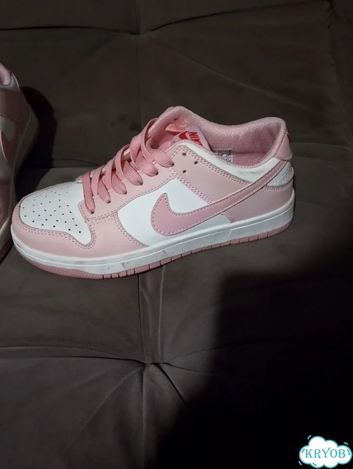 Кроссовки nike женские фото 3