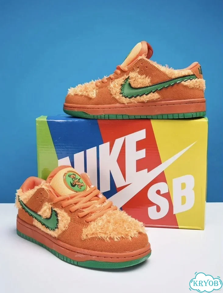 Кроссовки nike оранжевого цвета фото 3