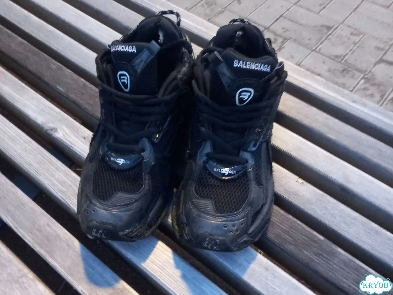 Balenciaga runner black фото 1
