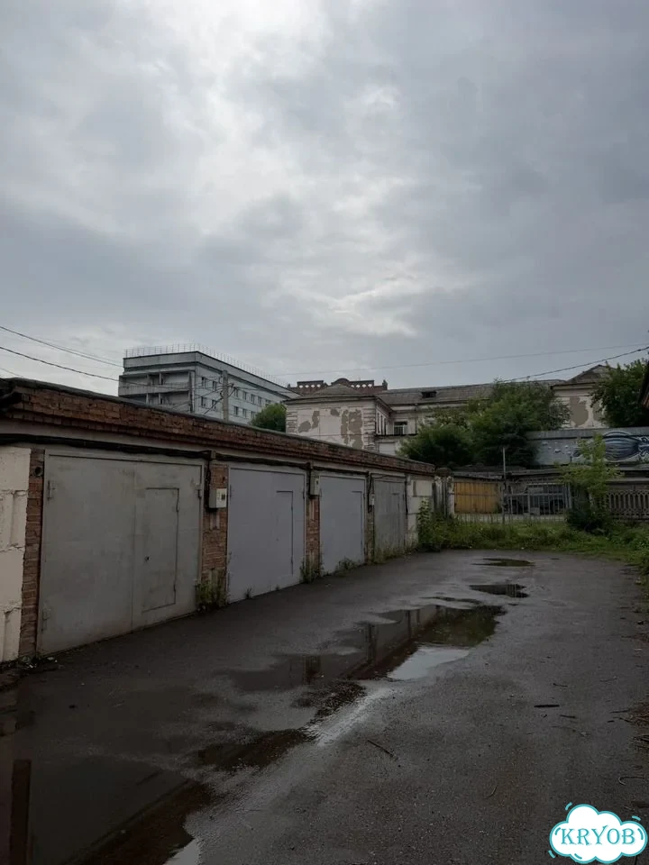 Гараж, > 30 м² фото 1