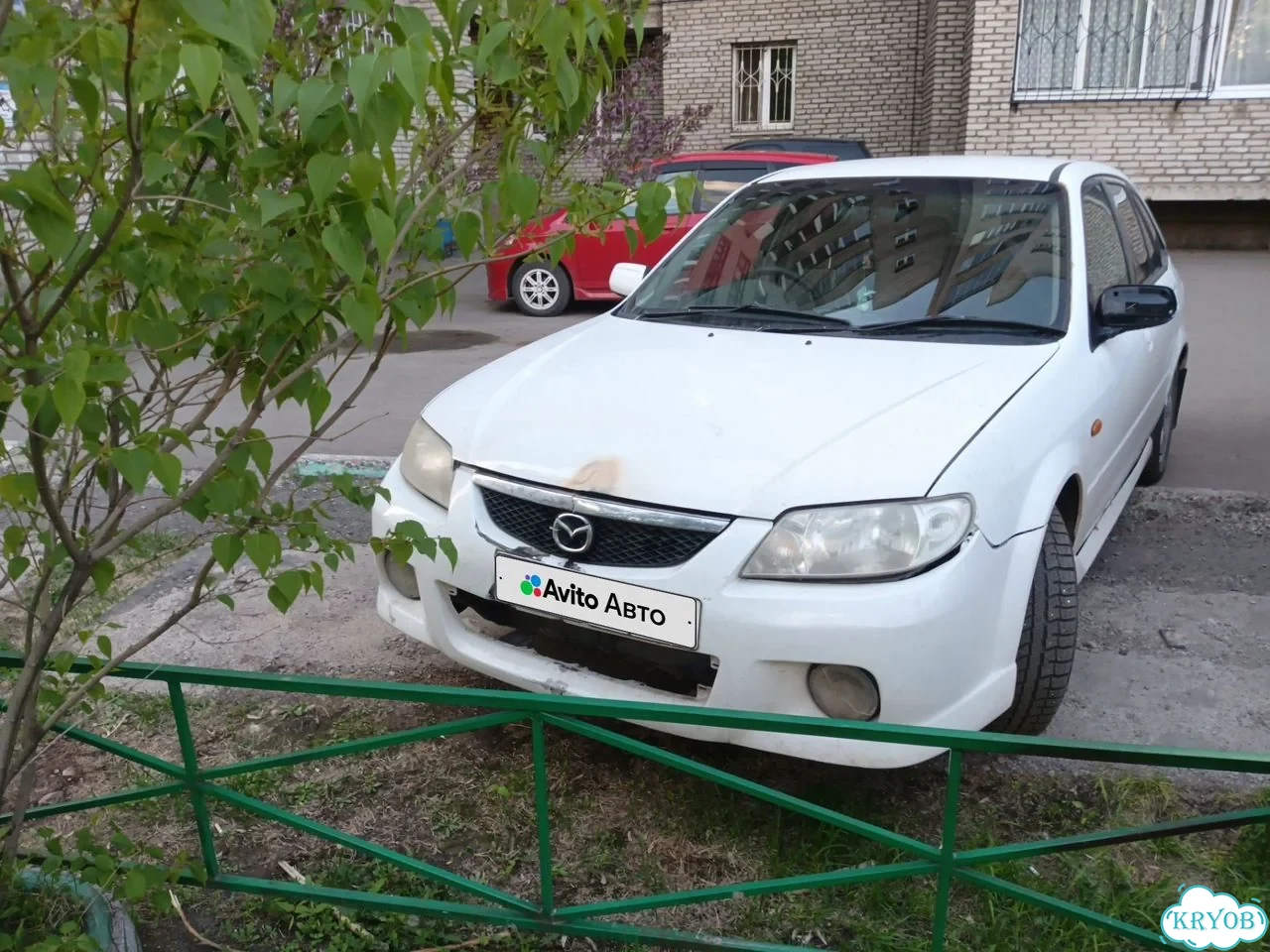 Mazda Familia S-Wagon 1.5 AT, 2001, битый, 210 000 км фото 1