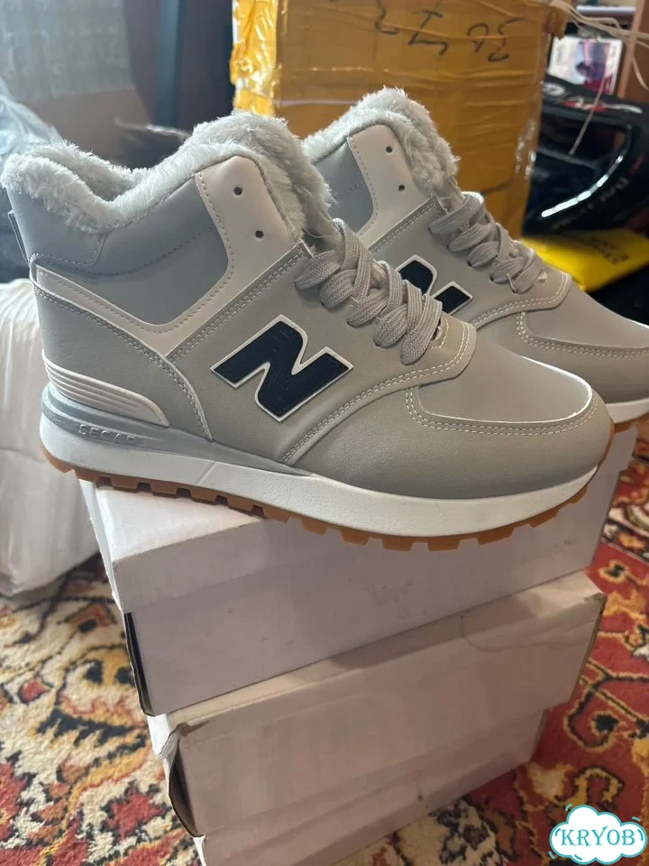 Кроссовки зимние женские New Balance фото 1