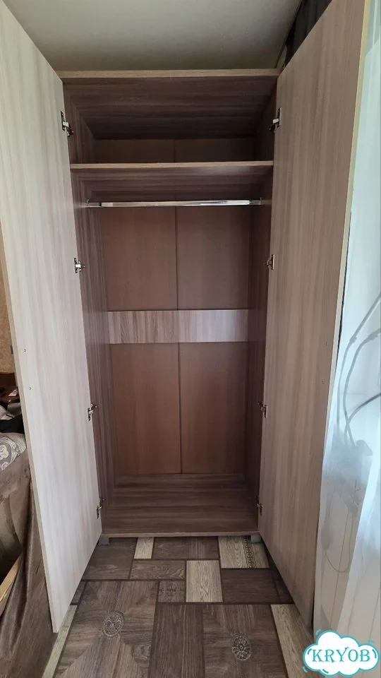 Шкаф распашной двухстворчатый фото 1