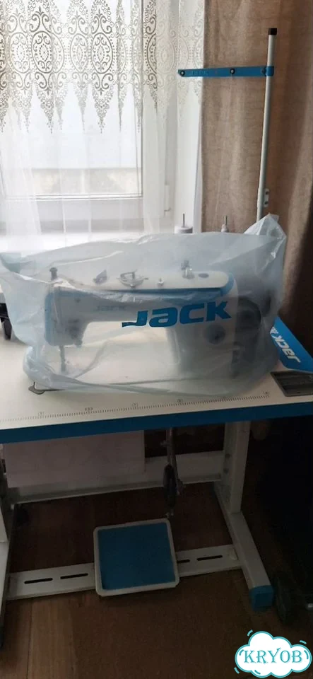 Промышленная швейная машинка jack F4 фото 3