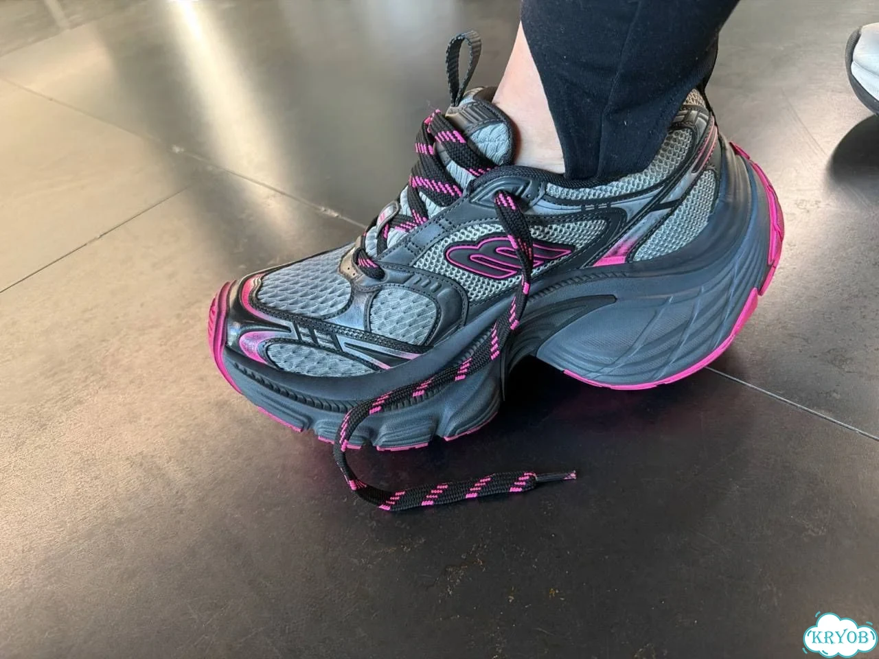 Balenciaga 4xl в наличии фото 2