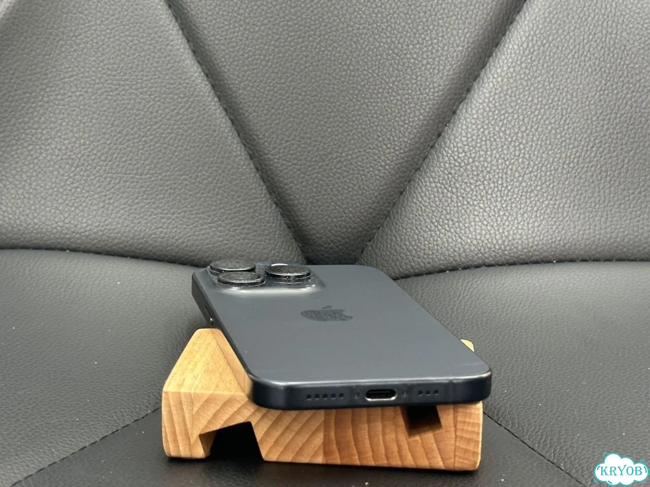 iPhone 15 Pro, 128 ГБ фото 6