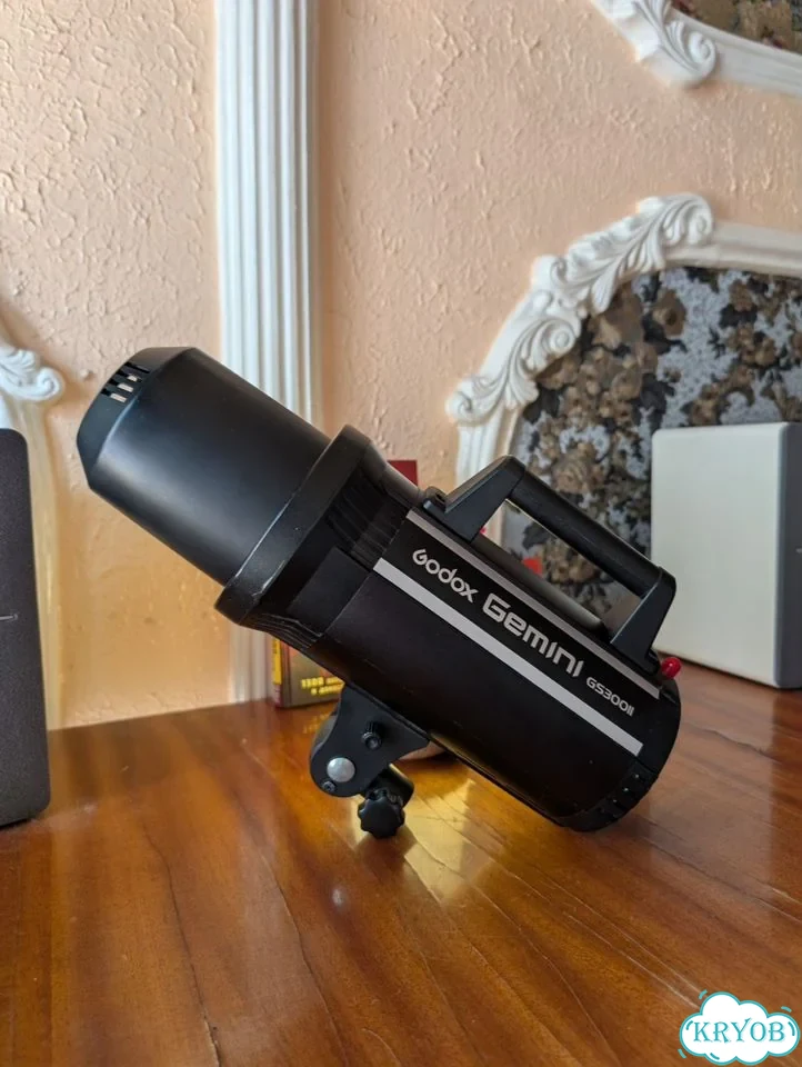 Студийная вспышка Godox Gemini GS300II фото 2