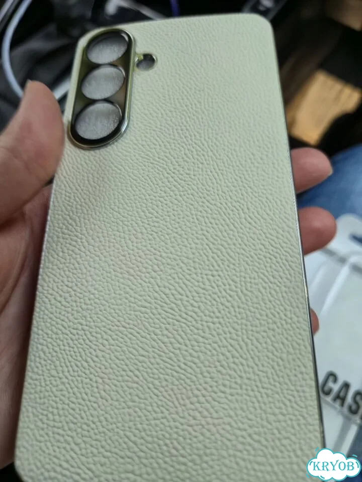 Чехол на samsung s24 фото 2