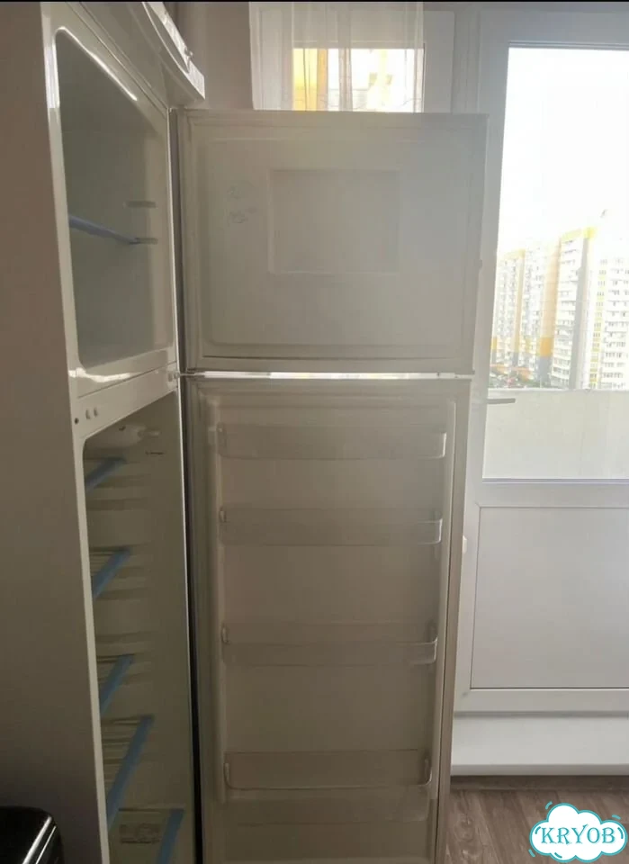 Холодильник бу фото 3