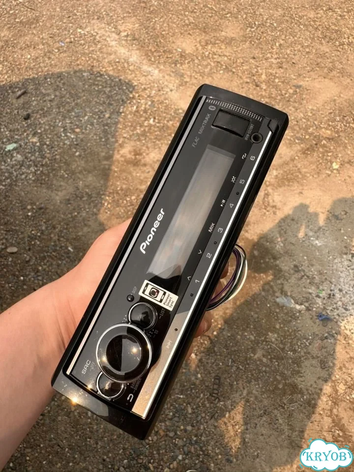 Магнитола Pioneer 520 bt фото 1