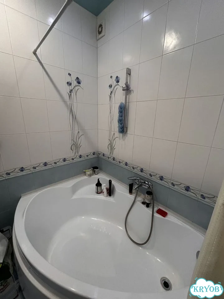 2-к. квартира, 82 м², 10/10 эт. фото 9
