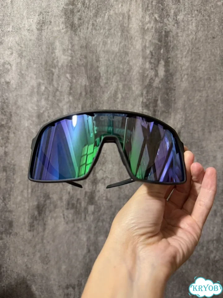 Новые очки солнцезащитные oakley sutro фото 5