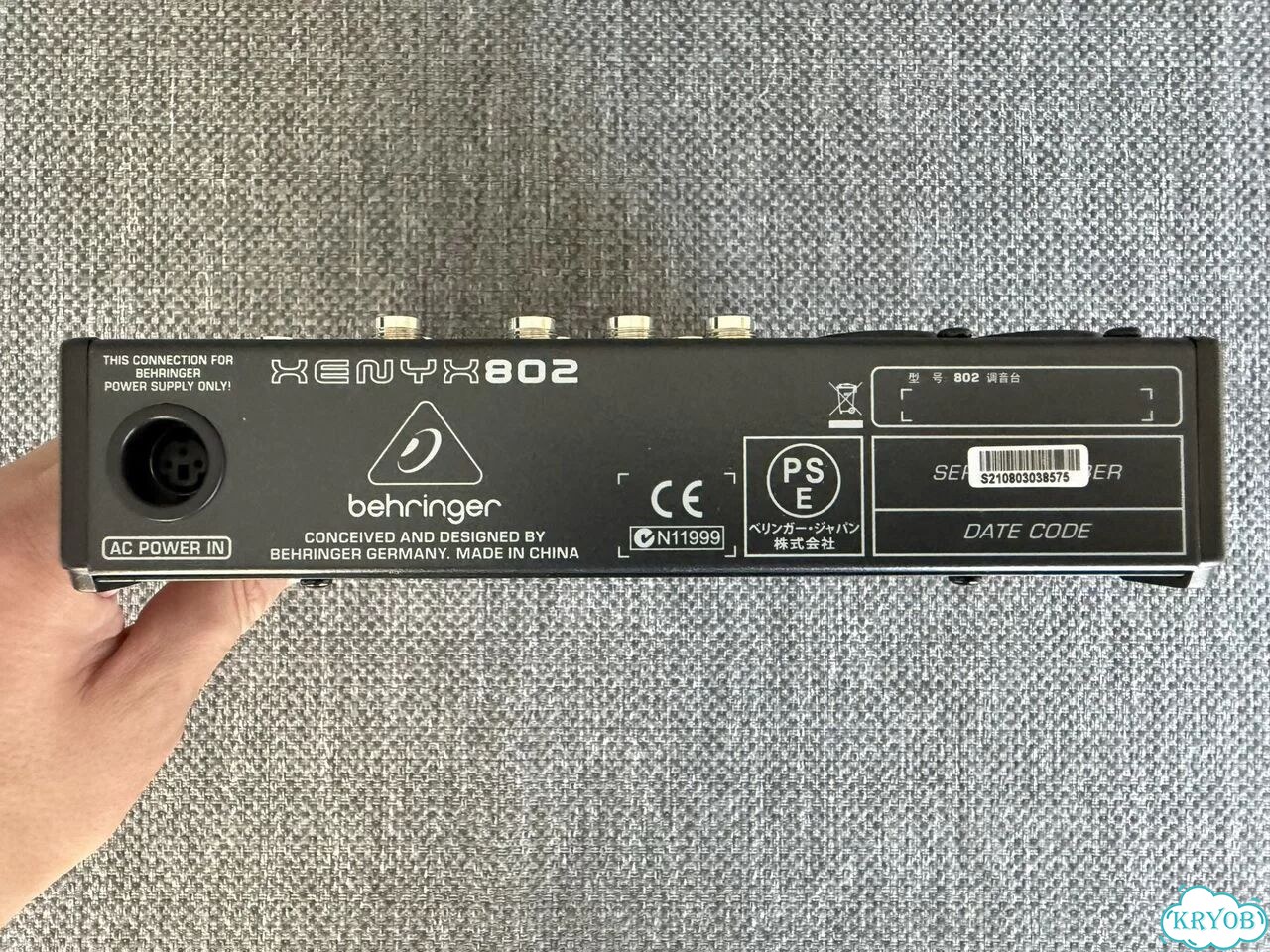 Behringer xenyx 802 аналоговый микшер фото 6