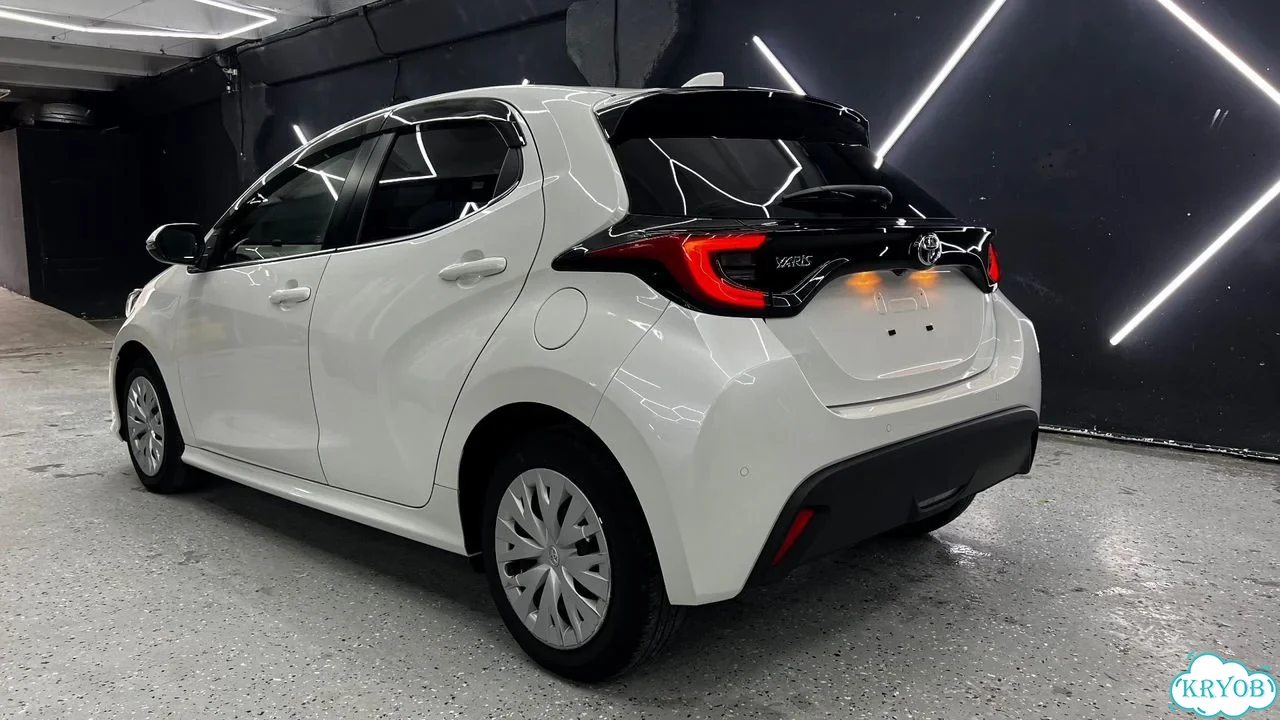 Toyota Yaris 1.5 CVT, 2021, 33 200 км фото 19