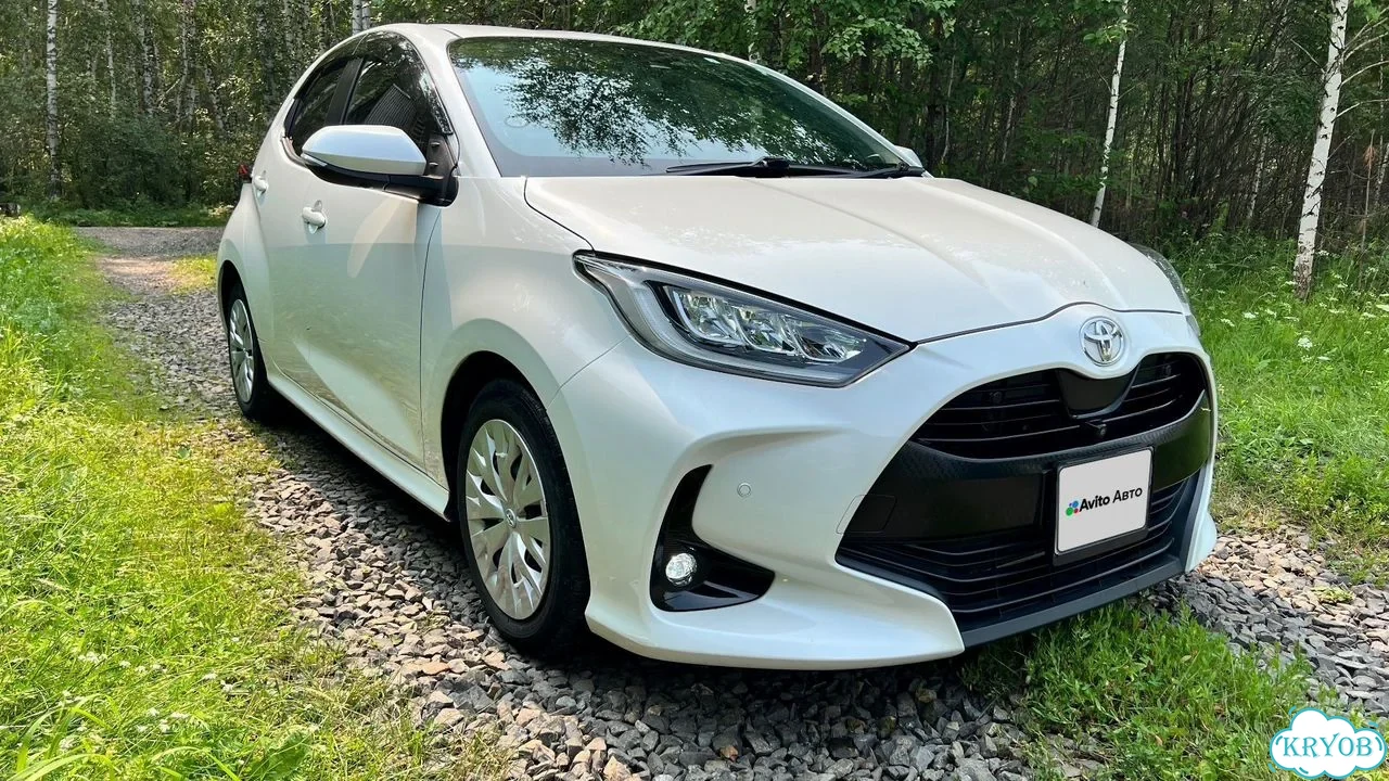 Toyota Yaris 1.5 CVT, 2021, 33 200 км фото 4