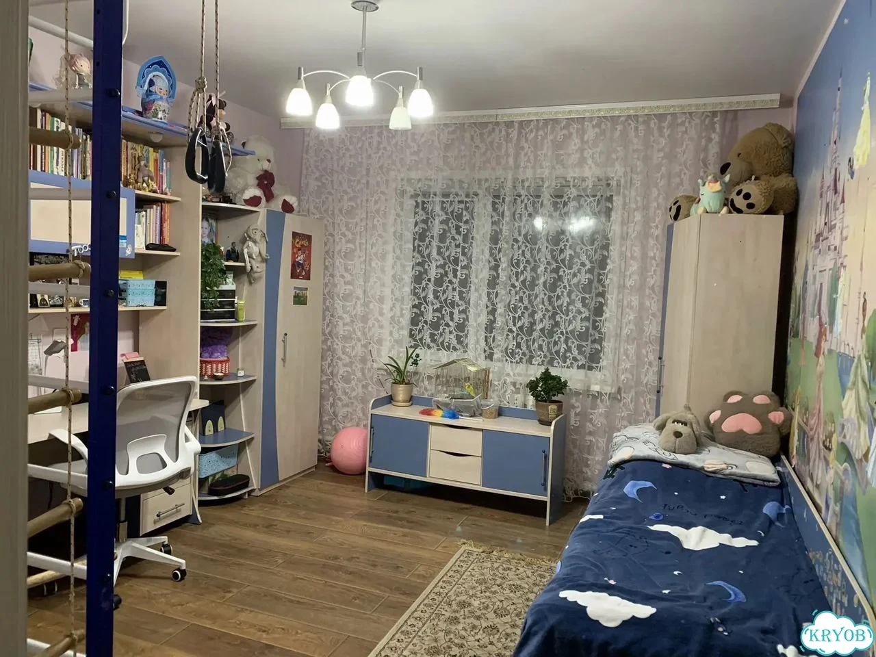 4-к. квартира, 100 м², 1/1 эт. фото 10