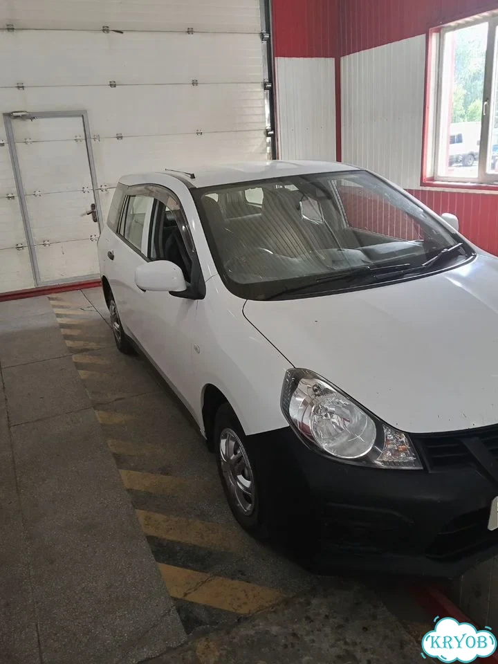 Nissan AD 1.5 CVT, 2018, 196 300 км фото 1