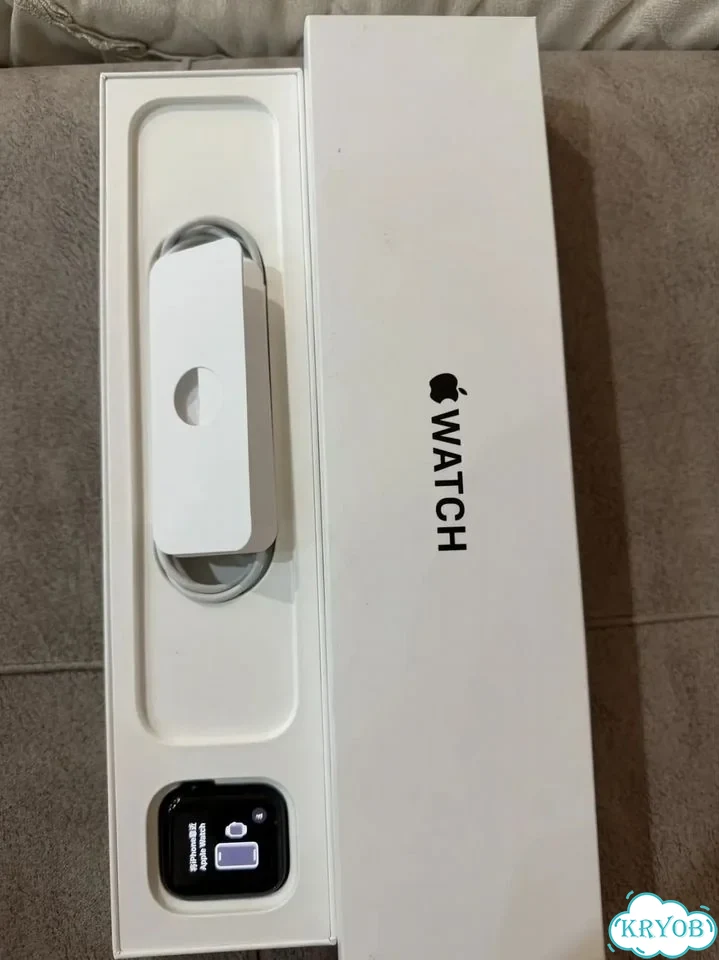 Apple watch se (2nd Gen),40 mm фото 2