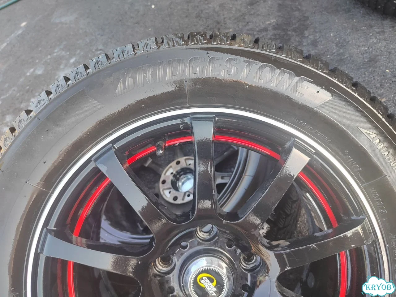 Bridgestone Ice Cruiser 7000 195/60 R15 88 фото 1