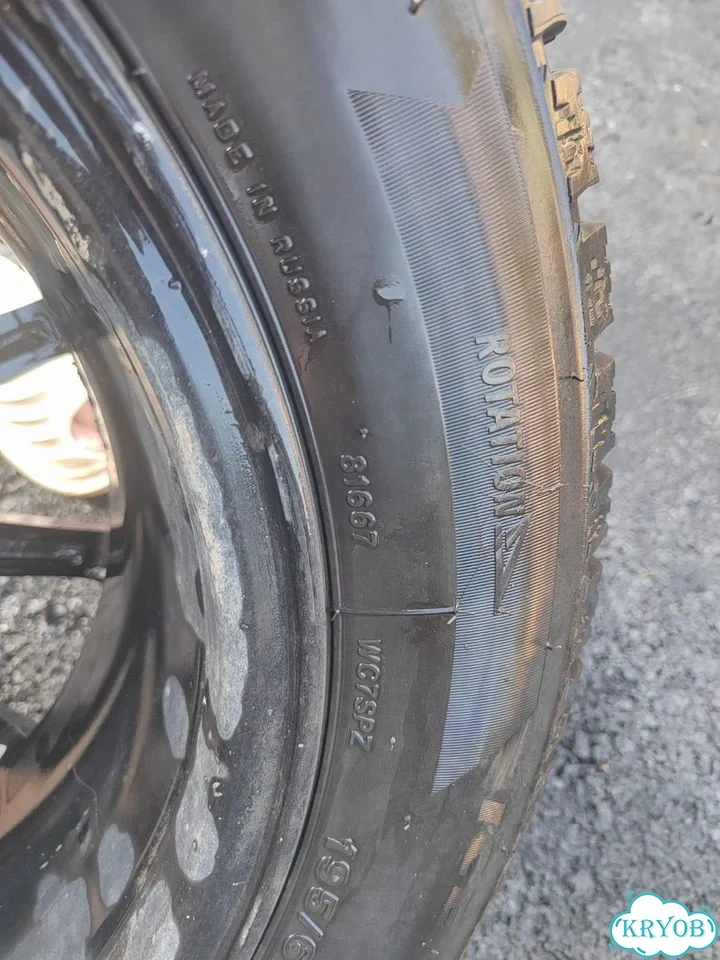 Bridgestone Ice Cruiser 7000 195/60 R15 88 фото 3