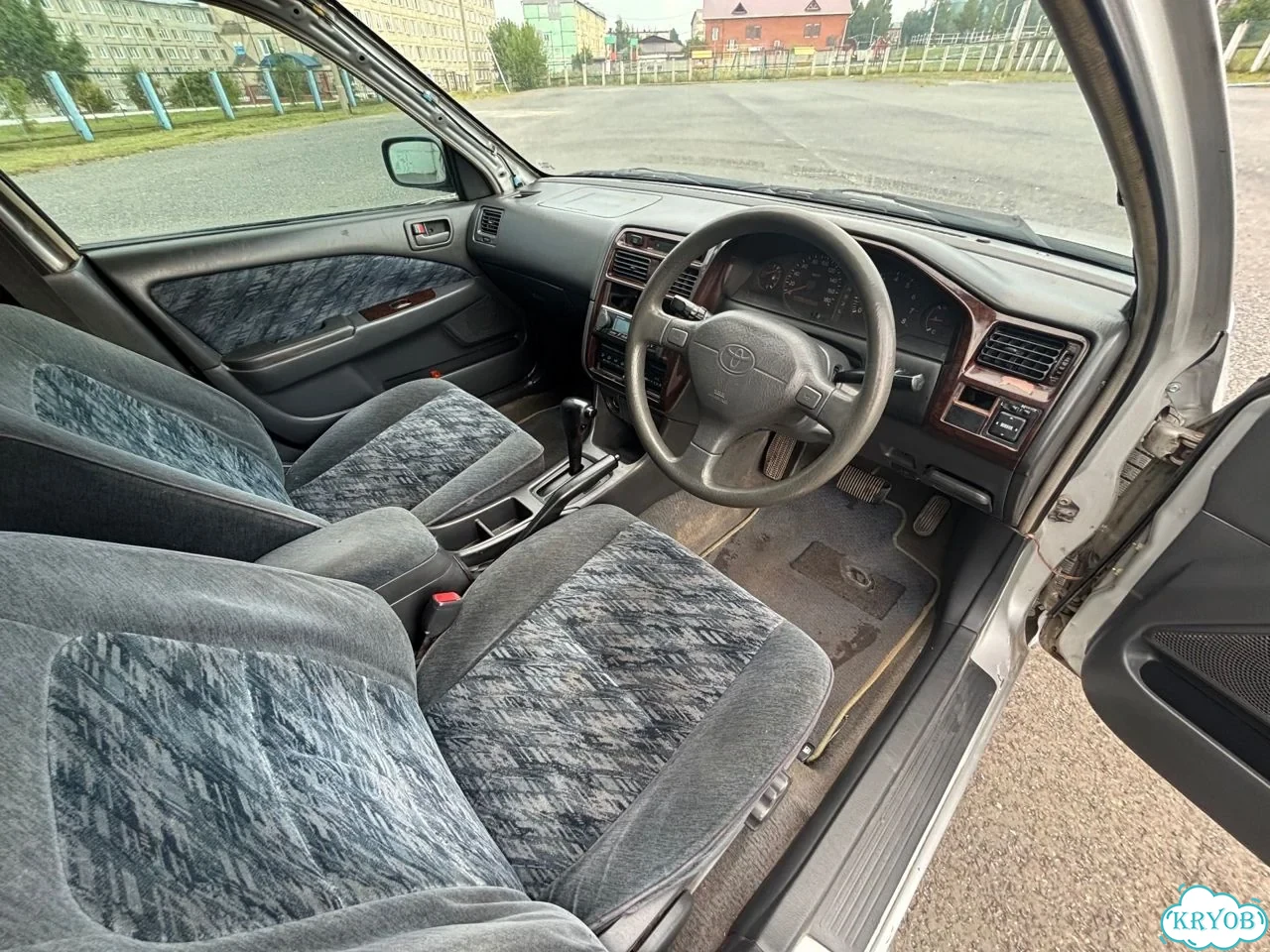 Toyota Carina 1.8 AT, 1997, 347 000 км фото 8