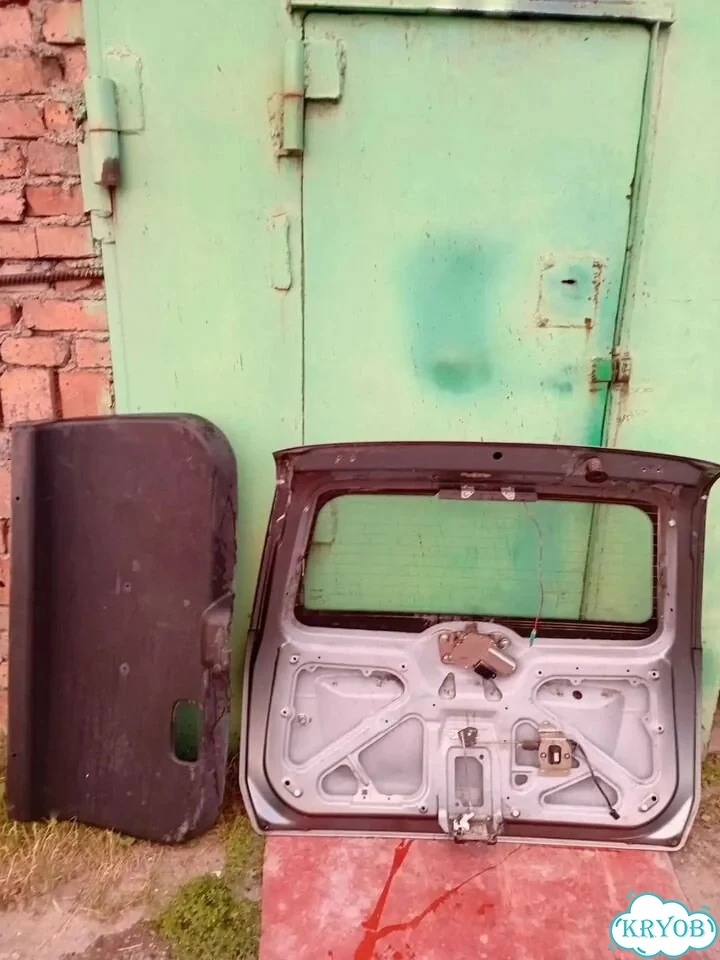 Дверь багажника LADA priora 2171 фото 2