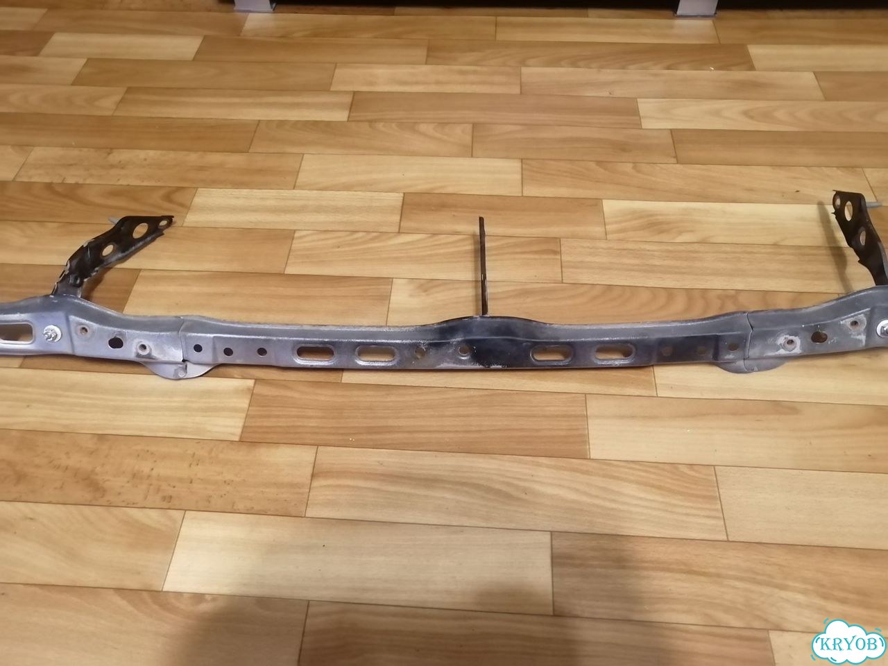 Планка под фары Toyota Crown JZS151 фото 3