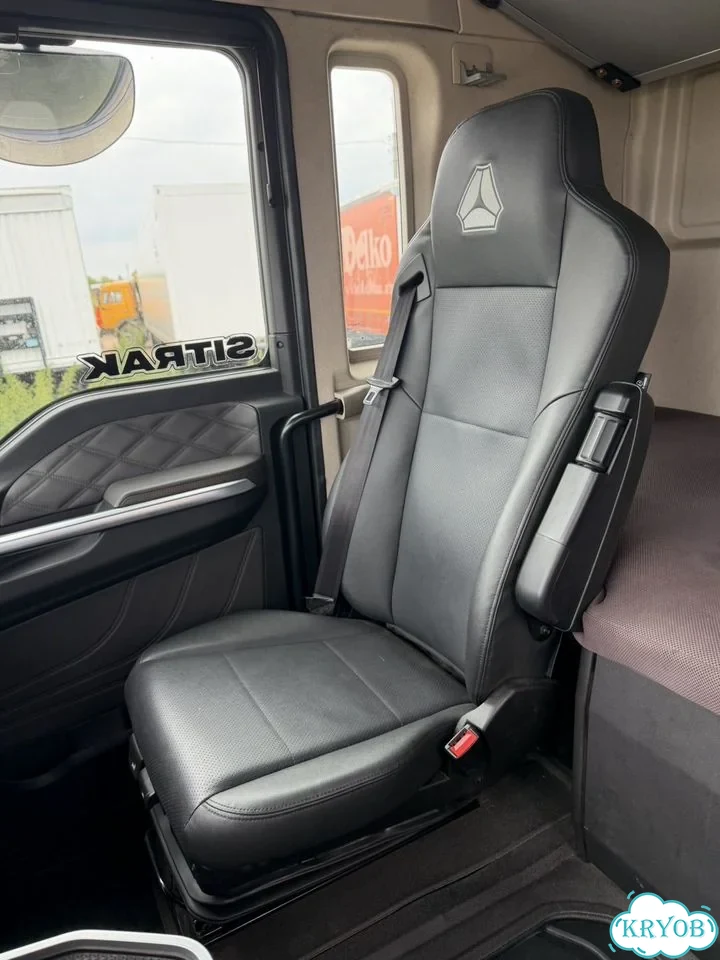 Седельный тягач Sitrak C7H MAX, 2023 фото 28