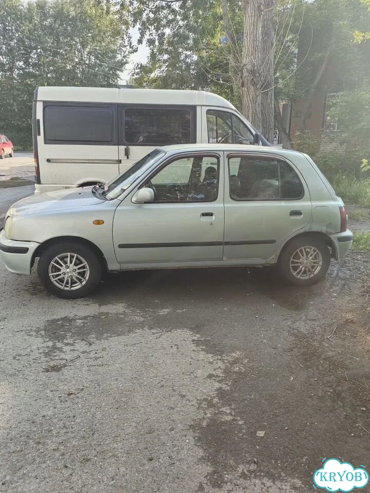Nissan March 1.0 MT, 1998, битый, 222 800 км фото 1