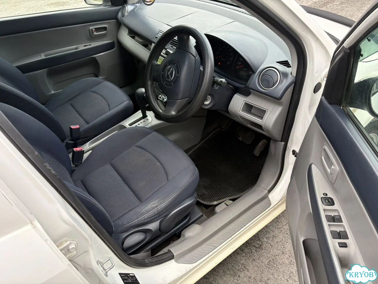 Mazda Demio 1.5 AT, 2003, 308 000 км фото 10