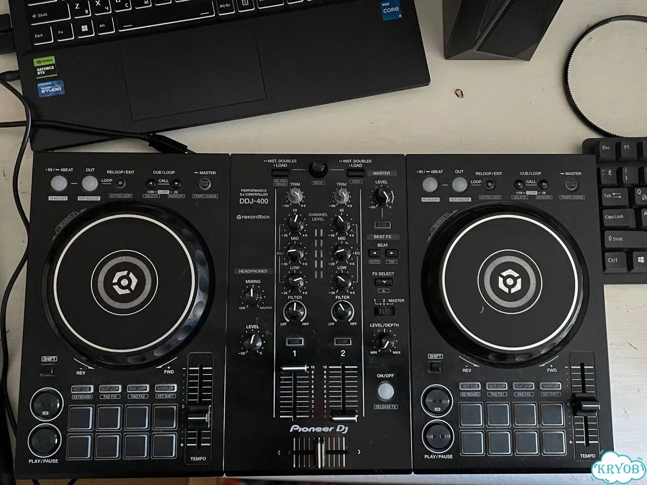 Dj контроллер ddj400 фото 1