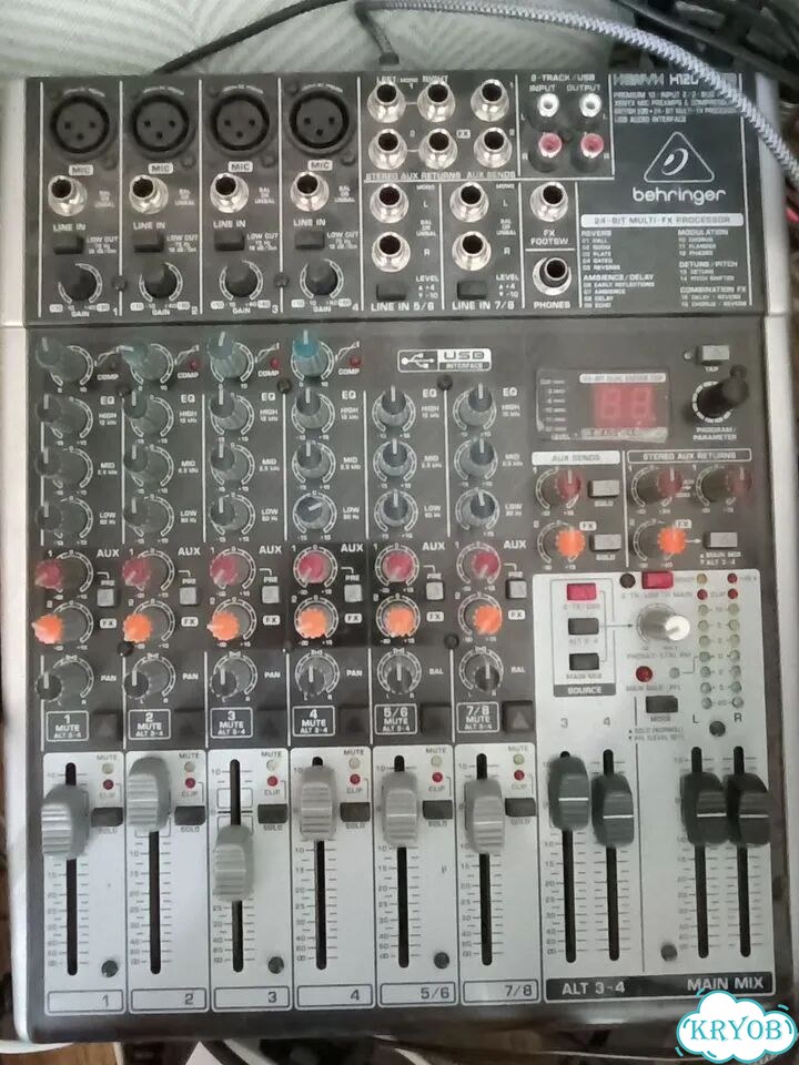 Микшер Behringer xenyx x1204USB фото 1