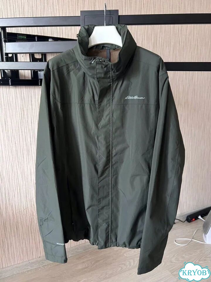 Ветровка Eddie Bauer Размер М фото 1