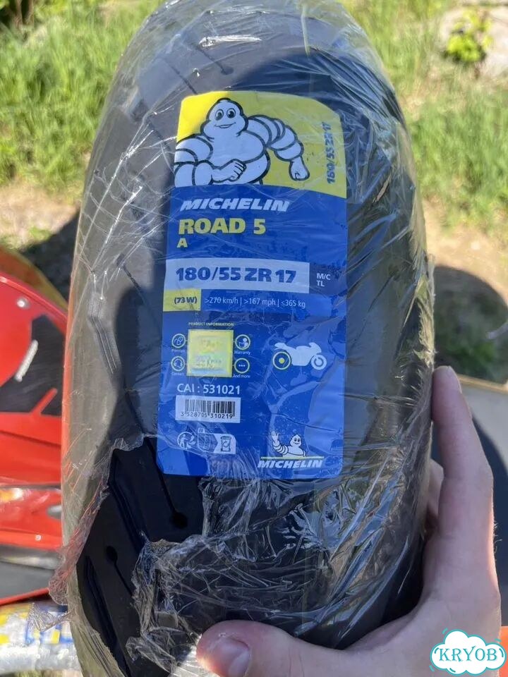 Michelin Road 5 120/70 ZR17 180/55 ZR17 фото 4