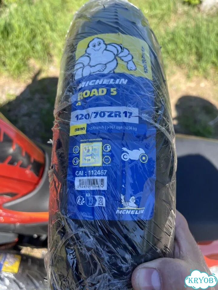 Michelin Road 5 120/70 ZR17 180/55 ZR17 фото 7