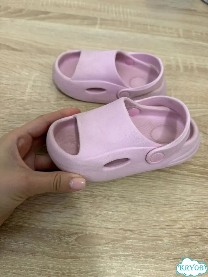 Сандалии Crocs для девочки фото 2