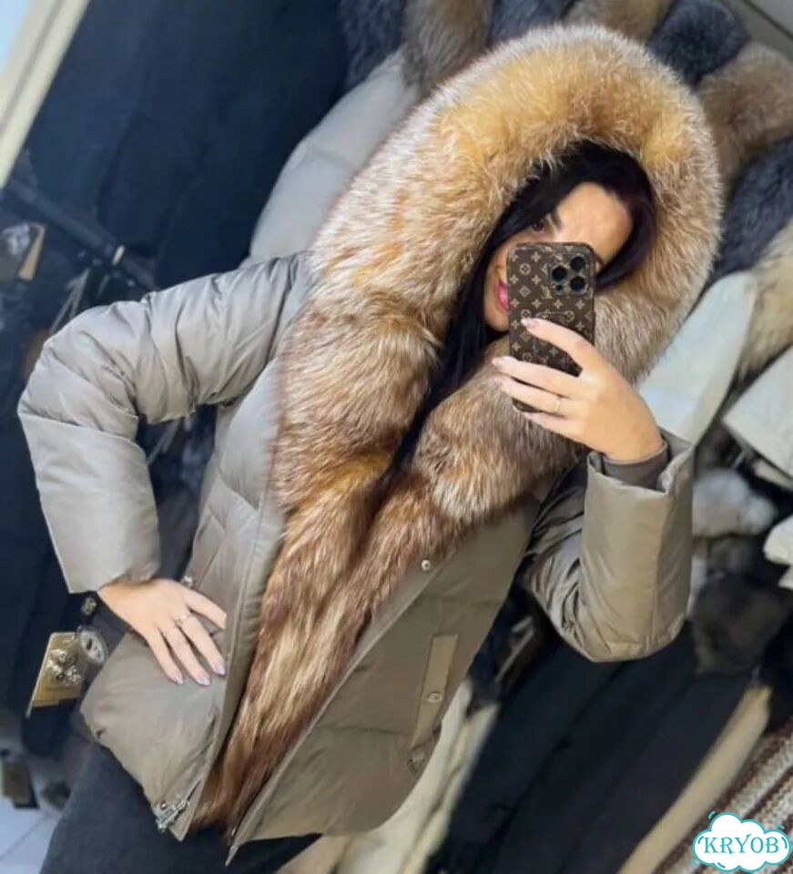 Пуховик женский с шикарным капюшоном из лисы фото 1