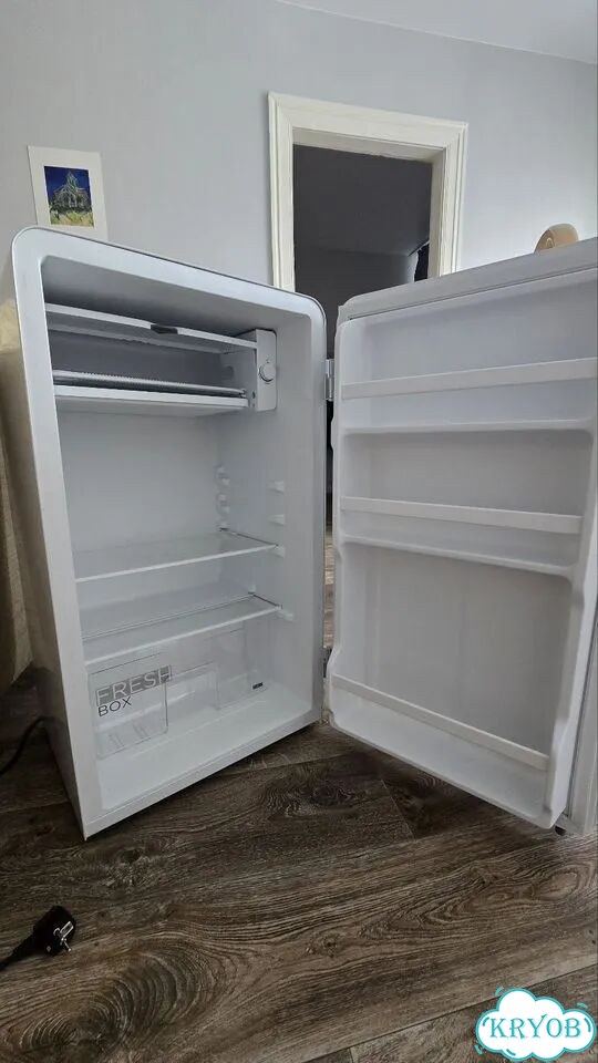 Холодильник Midea 93л фото 3