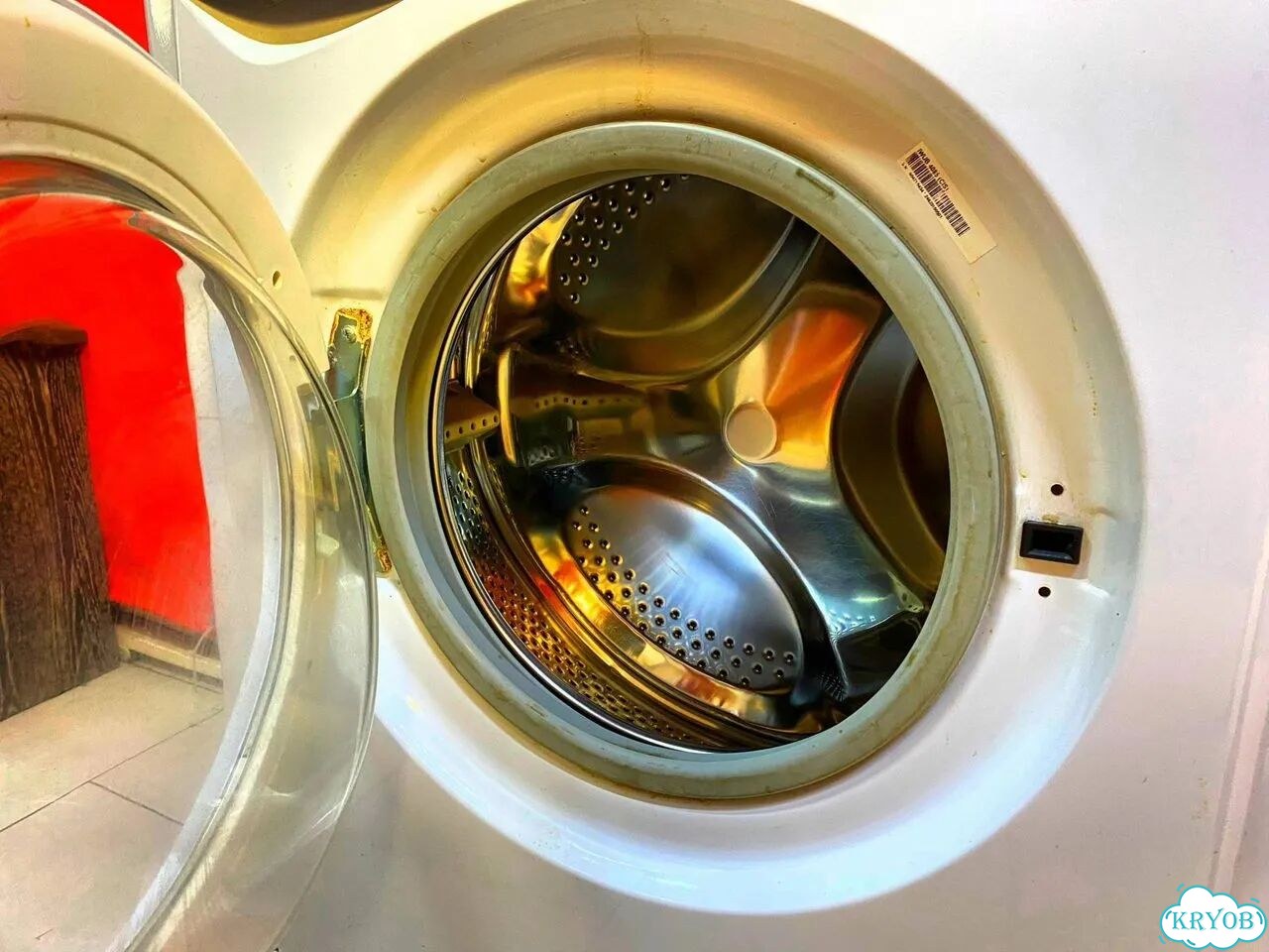 Стиральная машина indesit iwub4085 фото 3