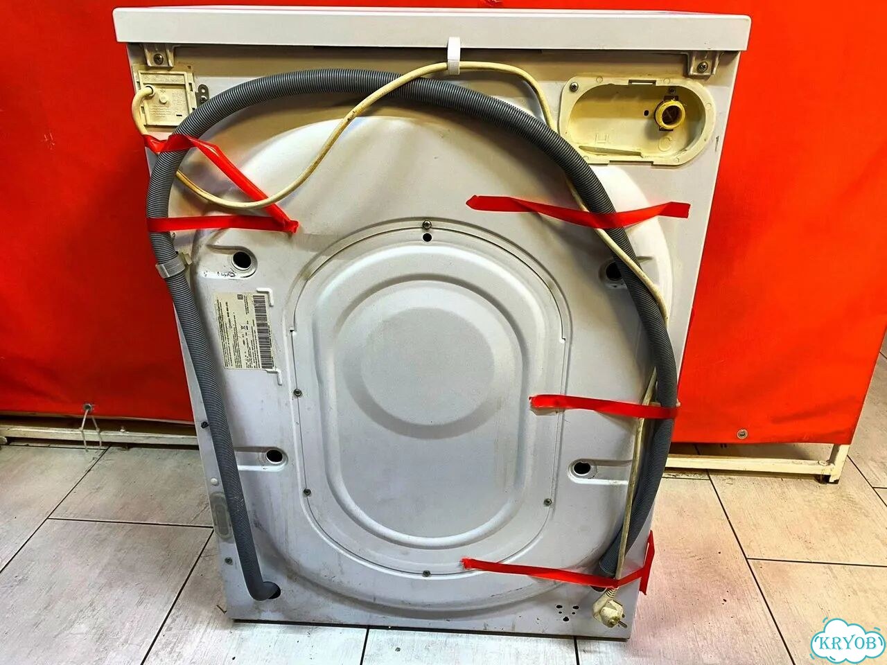Стиральная машина indesit iwub4085 фото 4