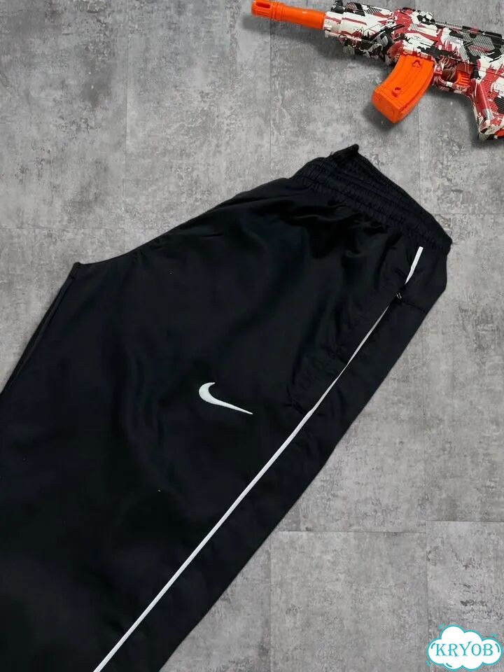 Спортивные костюмы Nike фото 5